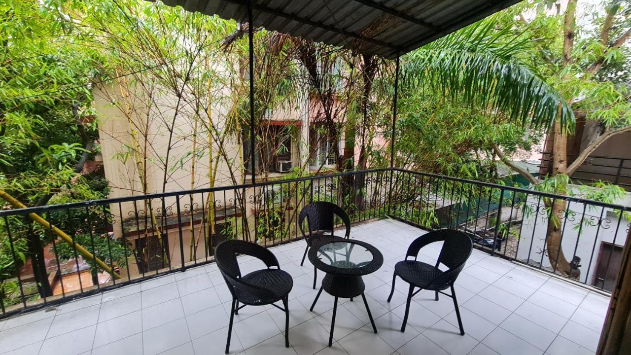 Rostel Backpackers Hostel *